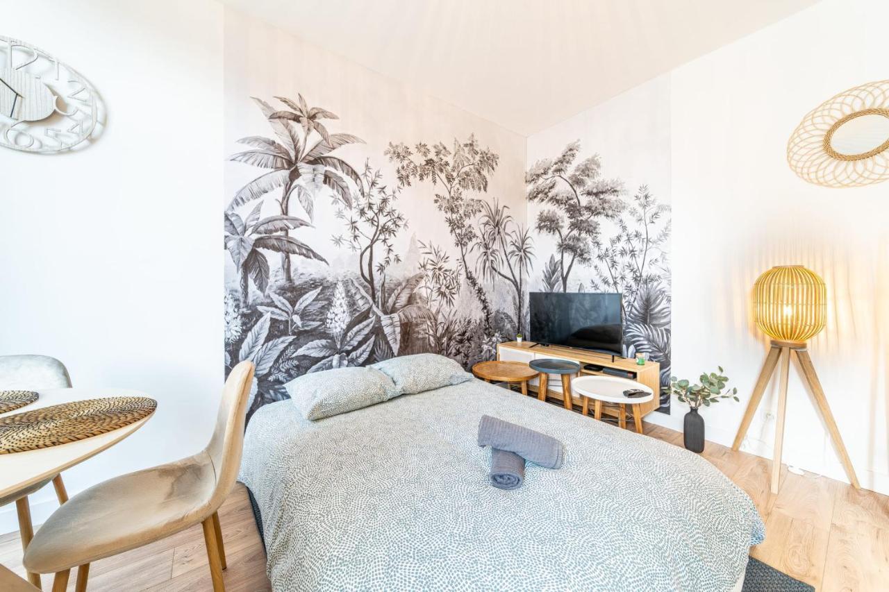 Le Marietton Appartement Cosy A Deux Pas Du Metro Valmy Лион Экстерьер фото