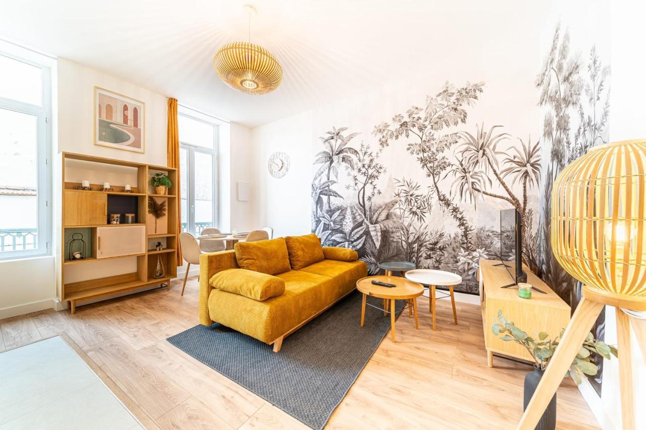 Le Marietton Appartement Cosy A Deux Pas Du Metro Valmy Лион Экстерьер фото
